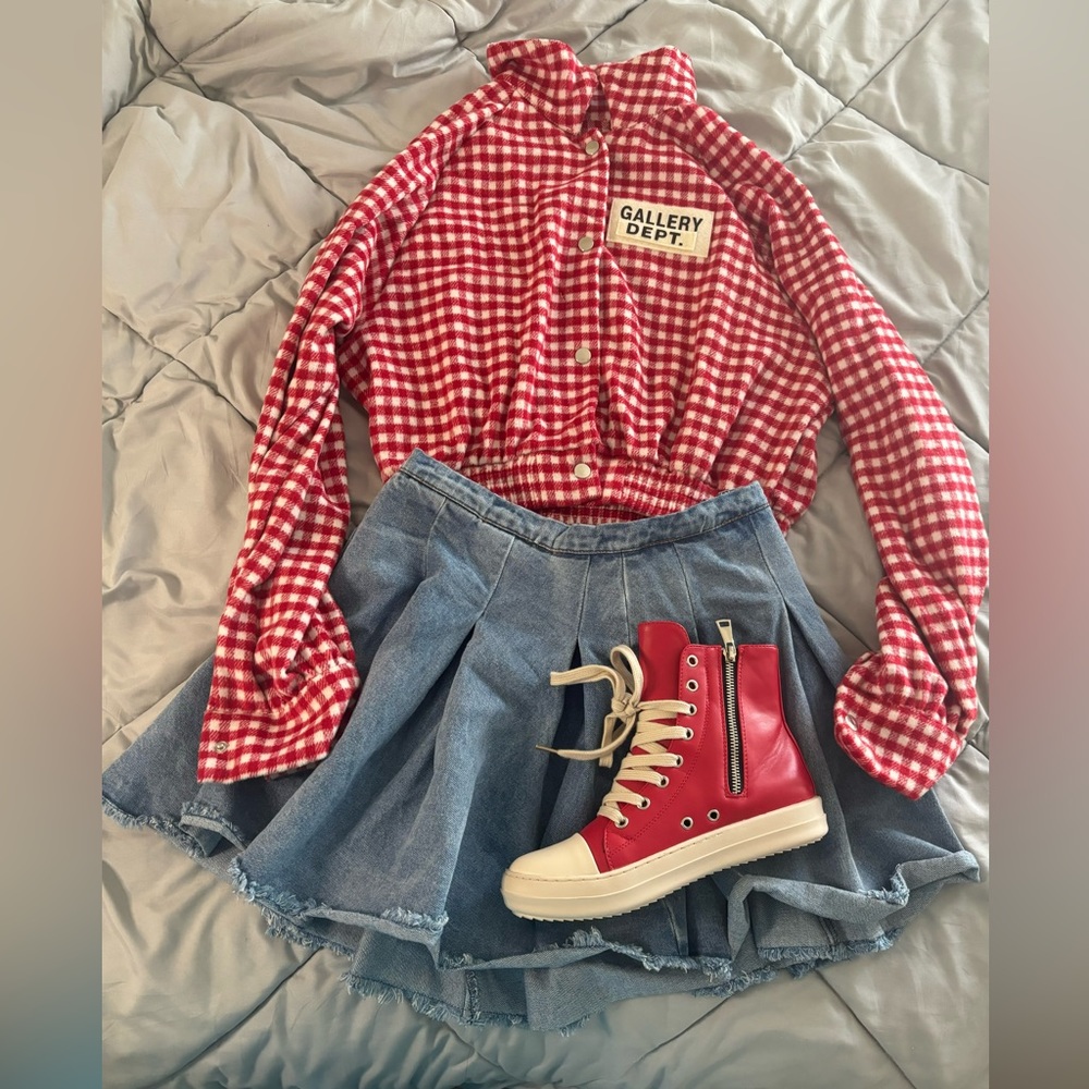 3 piece mini skirt outfit. Shoes included size 8.